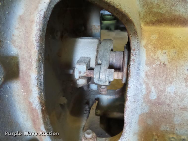 image for item DB2507 Detroit Diesel 471 four diesel engine