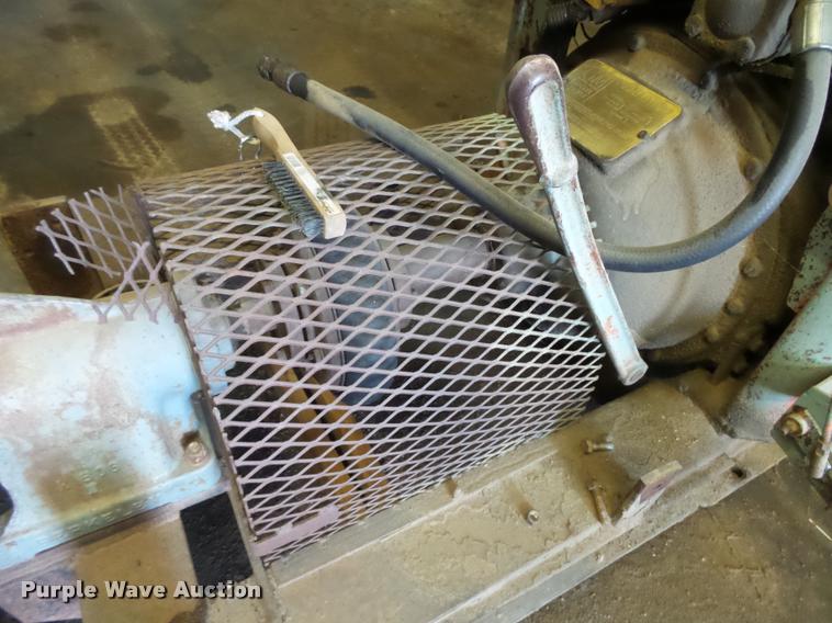 image for item DB2507 Detroit Diesel 471 four diesel engine