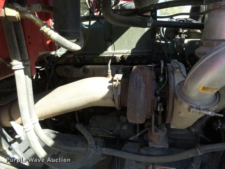 image for item DB2508 2004 Western Star 4900FA semi truck