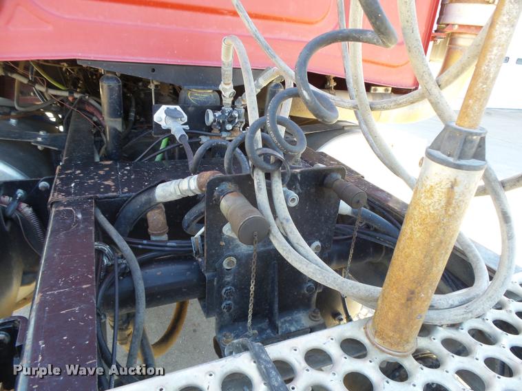 image for item DB2508 2004 Western Star 4900FA semi truck