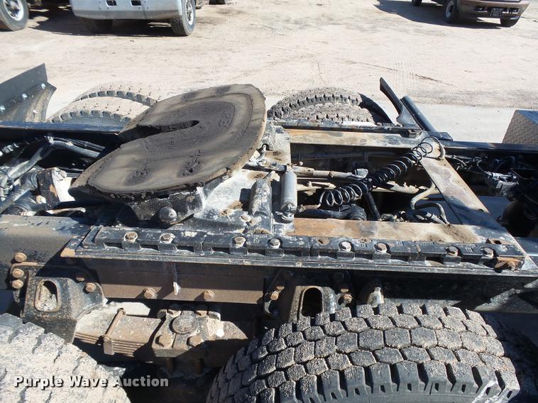 image for item DB2508 2004 Western Star 4900FA semi truck