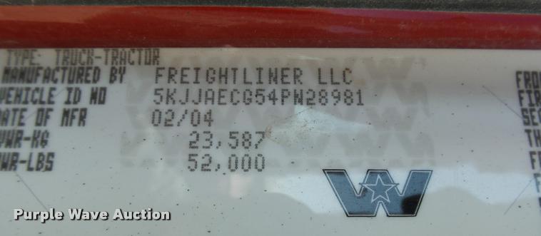 image for item DB2508 2004 Western Star 4900FA semi truck