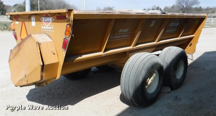 image for item DB3812 Knight Kuhn 8118 Pro Twin Slinger manure spreader