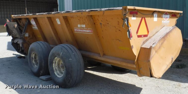 image for item DB3812 Knight Kuhn 8118 Pro Twin Slinger manure spreader