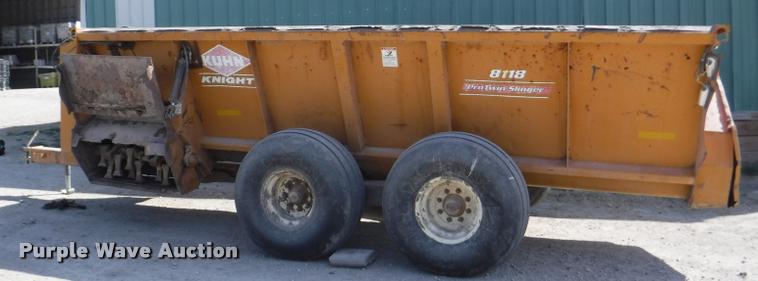image for item DB3812 Knight Kuhn 8118 Pro Twin Slinger manure spreader