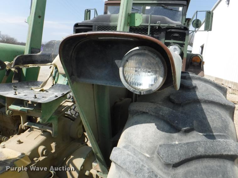 image for item DB3832 1975 John Deere 2630A tractor