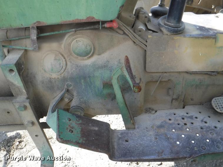 image for item DB3832 1975 John Deere 2630A tractor