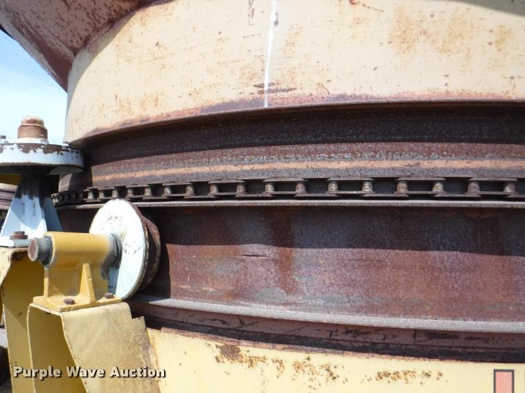 image for item DB3867 HayBuster Big Bite H1000 bale processor