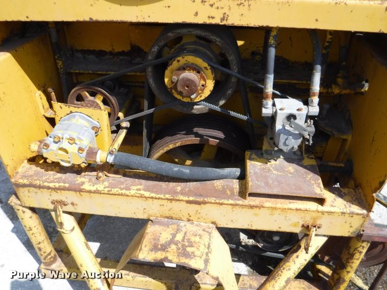 image for item DB3867 HayBuster Big Bite H1000 bale processor