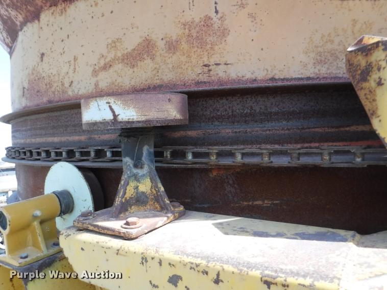 image for item DB3867 HayBuster Big Bite H1000 bale processor