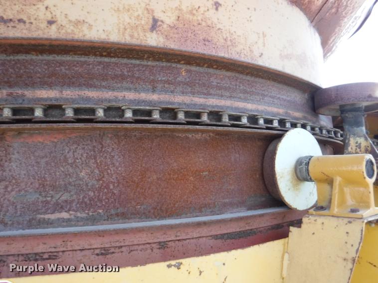 image for item DB3867 HayBuster Big Bite H1000 bale processor