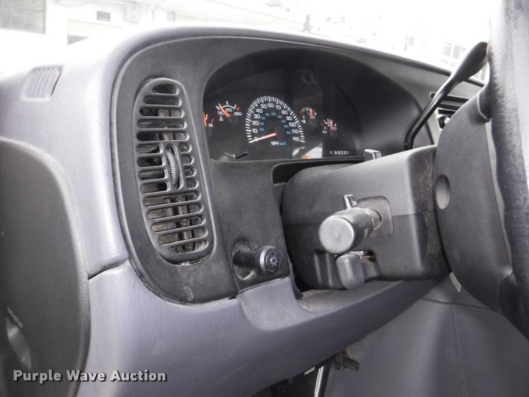 image for item DB3870 1999 Dodge Ram Wagon B3500 Maxi van
