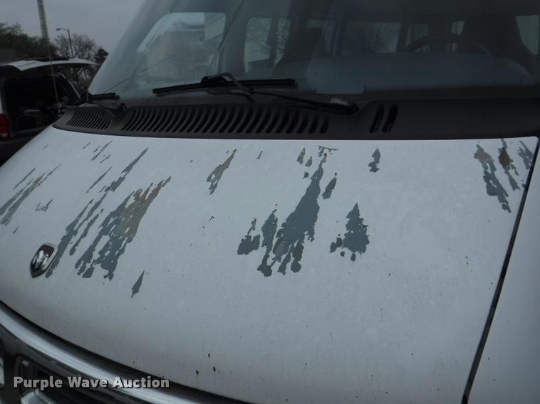 image for item DB3870 1999 Dodge Ram Wagon B3500 Maxi van