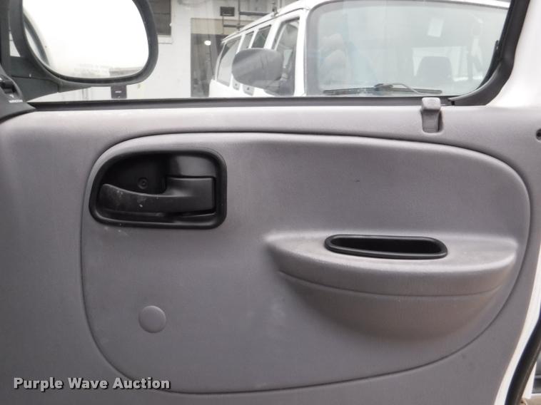 image for item DB3870 1999 Dodge Ram Wagon B3500 Maxi van