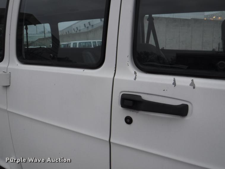 image for item DB3870 1999 Dodge Ram Wagon B3500 Maxi van
