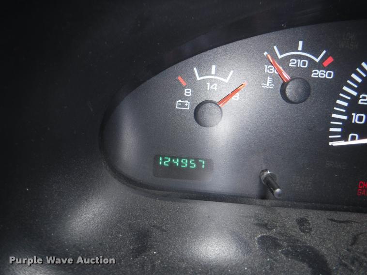 image for item DB3871 2000 Dodge Ram Wagon B3500 Maxi van