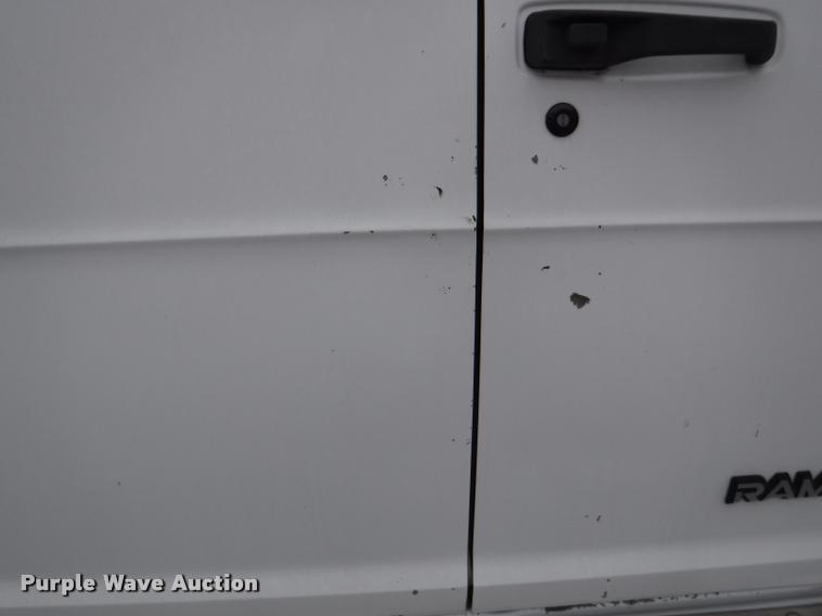 image for item DB3871 2000 Dodge Ram Wagon B3500 Maxi van