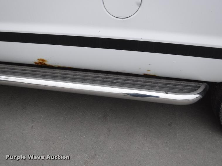 image for item DB3871 2000 Dodge Ram Wagon B3500 Maxi van