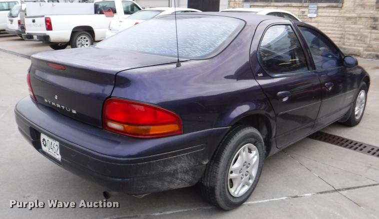 image for item DB3872 2000 Dodge Stratus