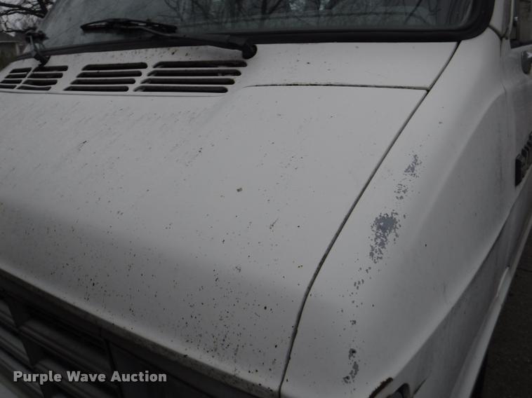 image for item DB3873 1987 Dodge Ram Wagon B350 van