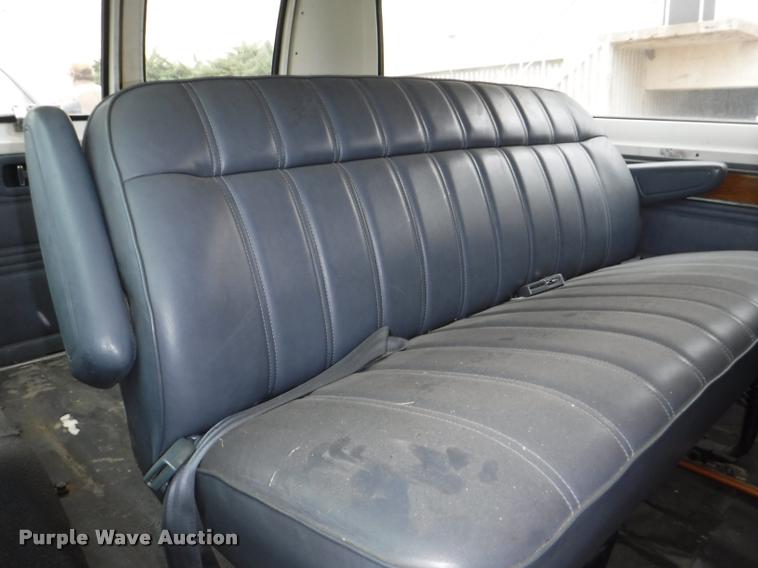 image for item DB3873 1987 Dodge Ram Wagon B350 van