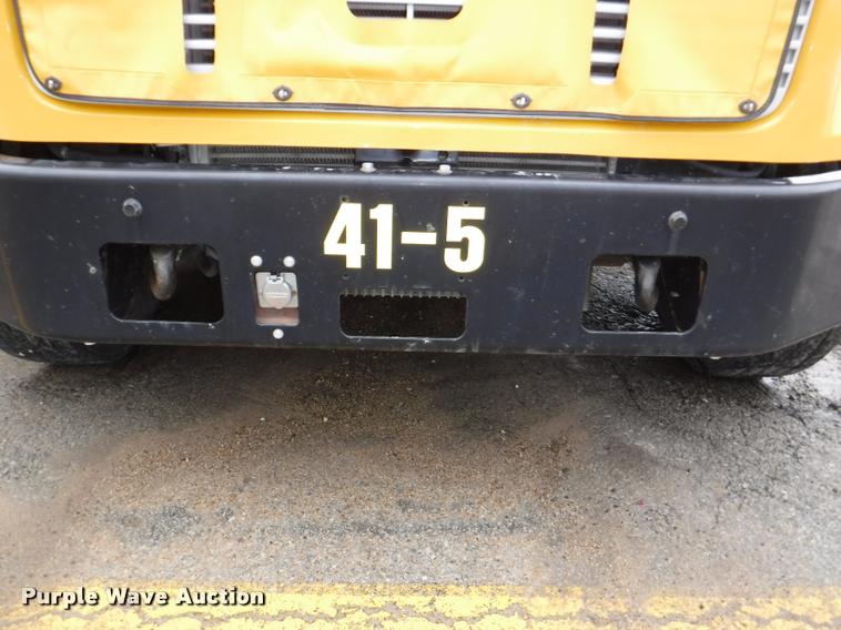 image for item DB3878 2005 Freightliner FS65 Thomas school bus