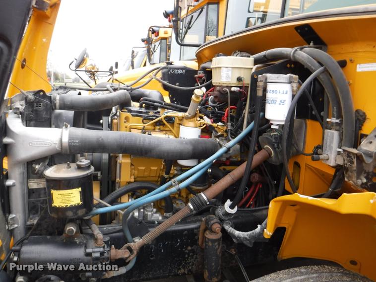 image for item DB3878 2005 Freightliner FS65 Thomas school bus