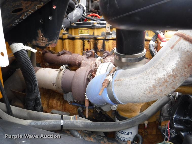 image for item DB3878 2005 Freightliner FS65 Thomas school bus