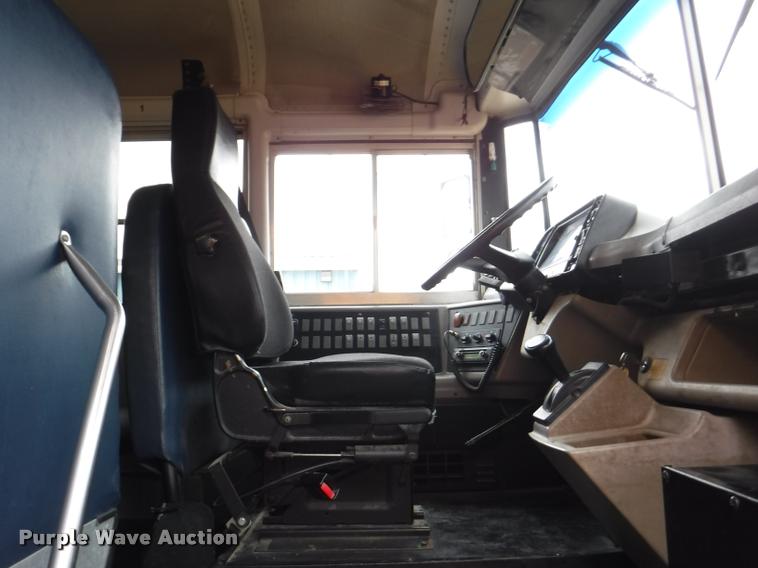 image for item DB3878 2005 Freightliner FS65 Thomas school bus