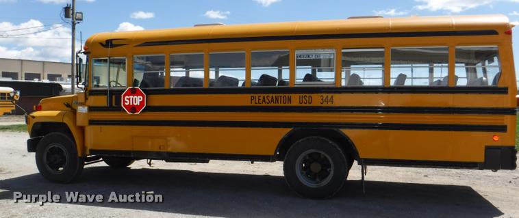 image for item DB3885 1993 Ford B700 schoolbus