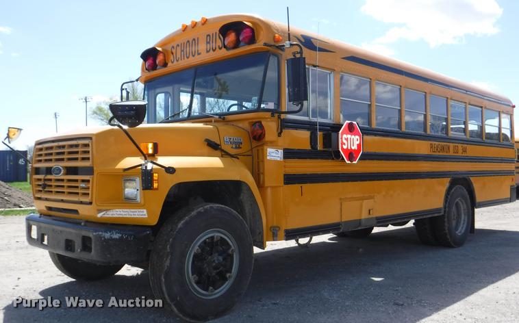 image for item DB3885 1993 Ford B700 schoolbus