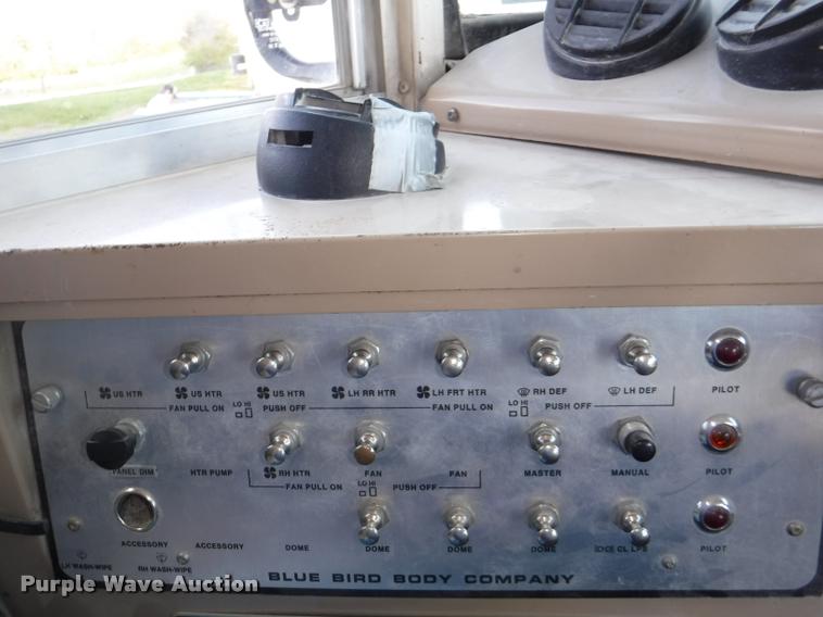 image for item DB3885 1993 Ford B700 schoolbus