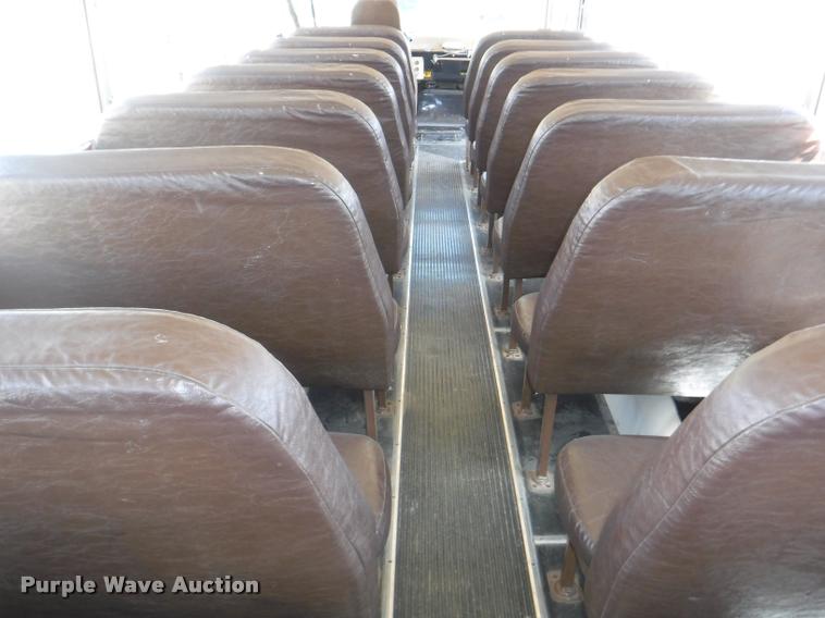 image for item DB3885 1993 Ford B700 schoolbus