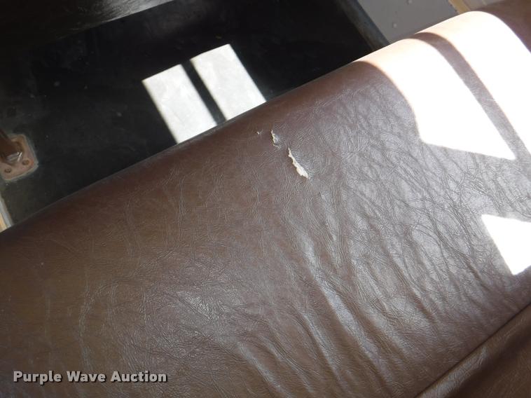 image for item DB3885 1993 Ford B700 schoolbus