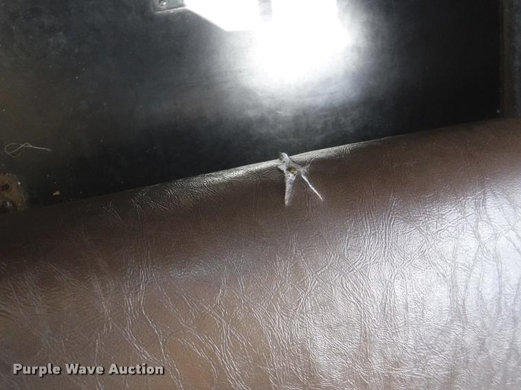 image for item DB3885 1993 Ford B700 schoolbus