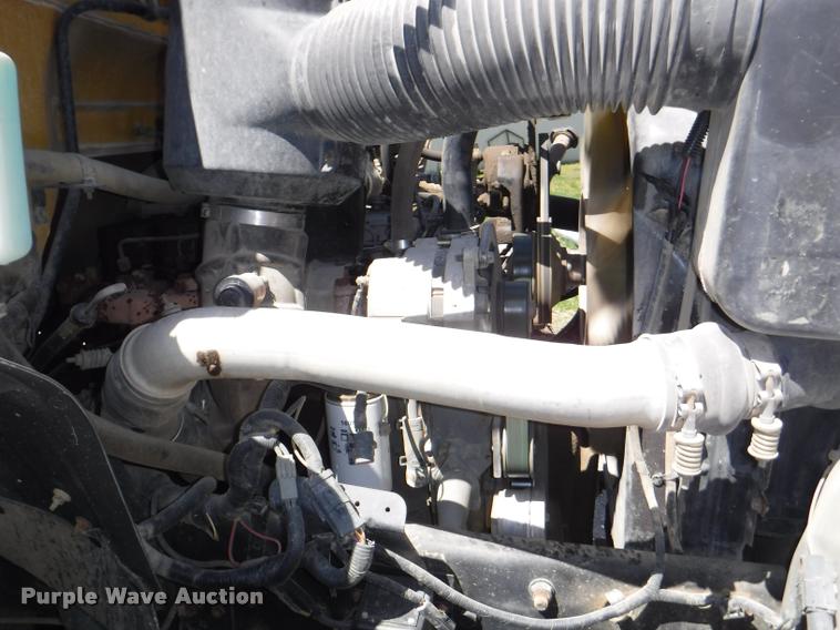 image for item DB3885 1993 Ford B700 schoolbus