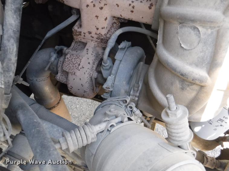 image for item DB3885 1993 Ford B700 schoolbus