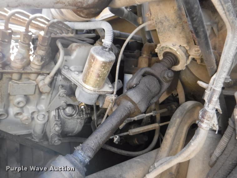 image for item DB3885 1993 Ford B700 schoolbus