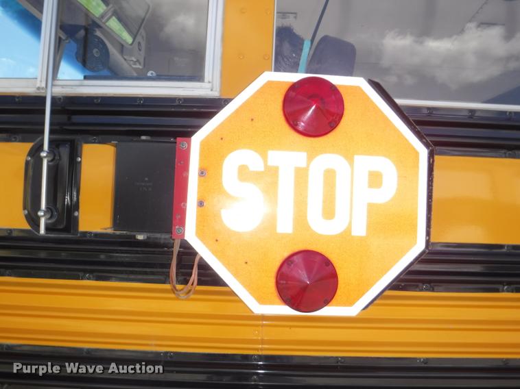 image for item DB3885 1993 Ford B700 schoolbus