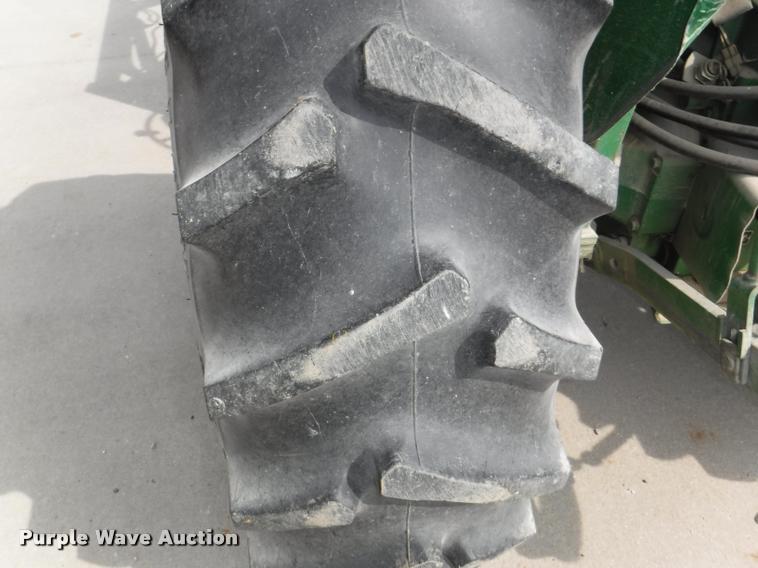 image for item DB3894 John Deere 1050 tractor