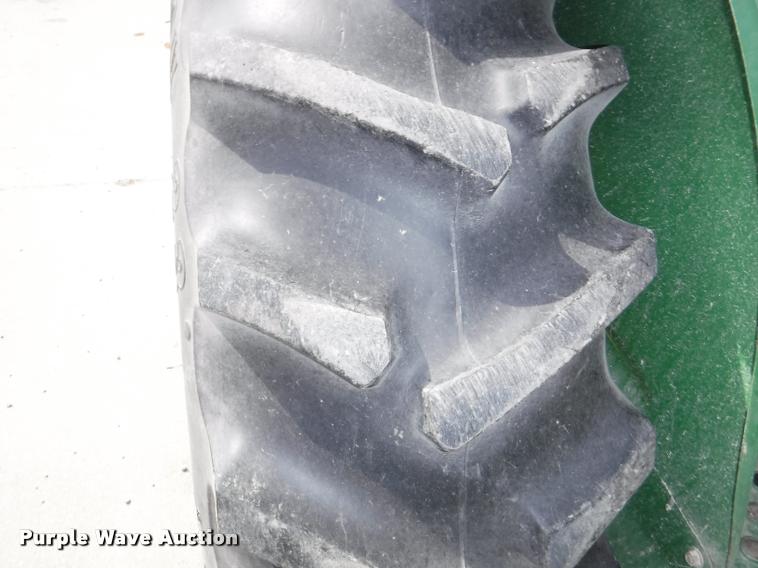 image for item DB3894 John Deere 1050 tractor