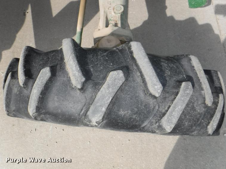 image for item DB3894 John Deere 1050 tractor