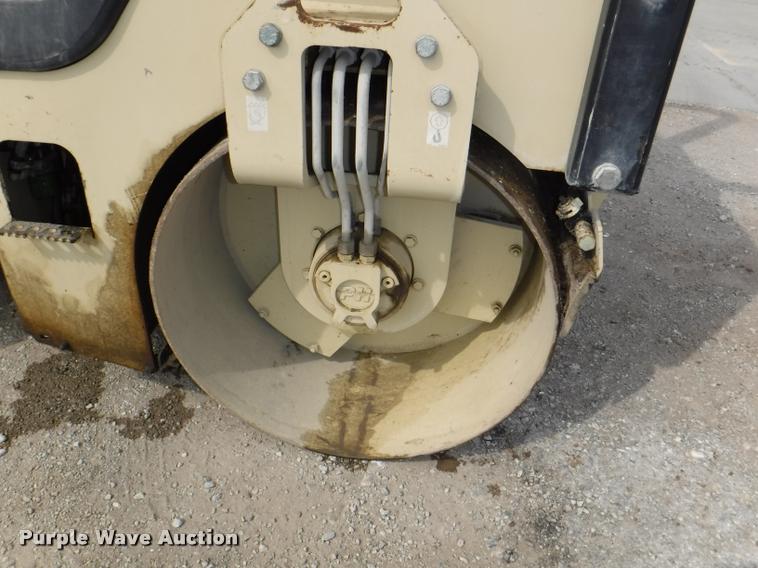 image for item DB3895 2000 Ingersoll Rand DD-24 Dura-Pac double drum roller