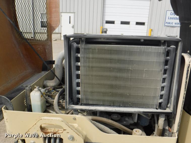 image for item DB3895 2000 Ingersoll Rand DD-24 Dura-Pac double drum roller