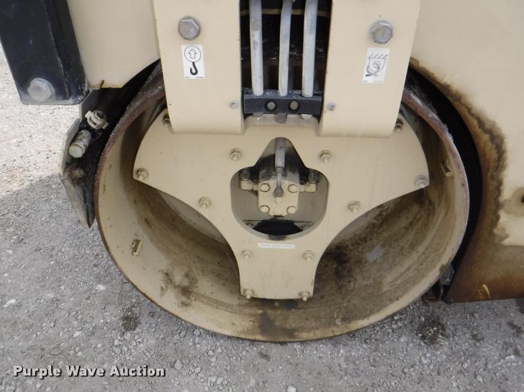 image for item DB3895 2000 Ingersoll Rand DD-24 Dura-Pac double drum roller