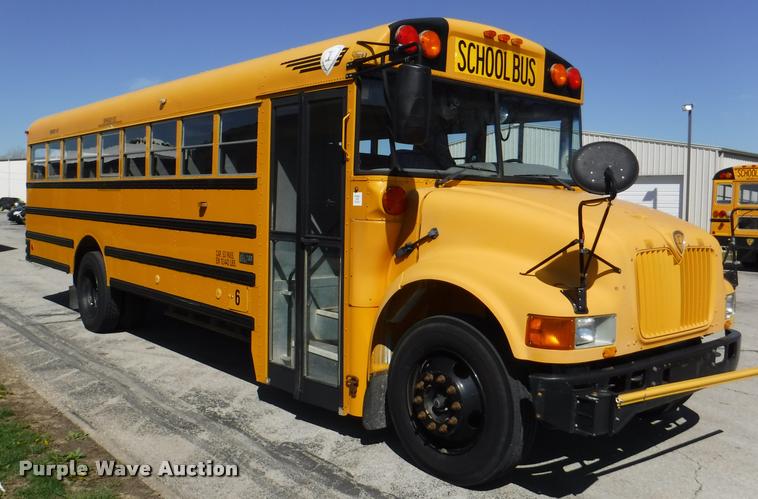 image for item DB3902 2004 International CE200 school bus