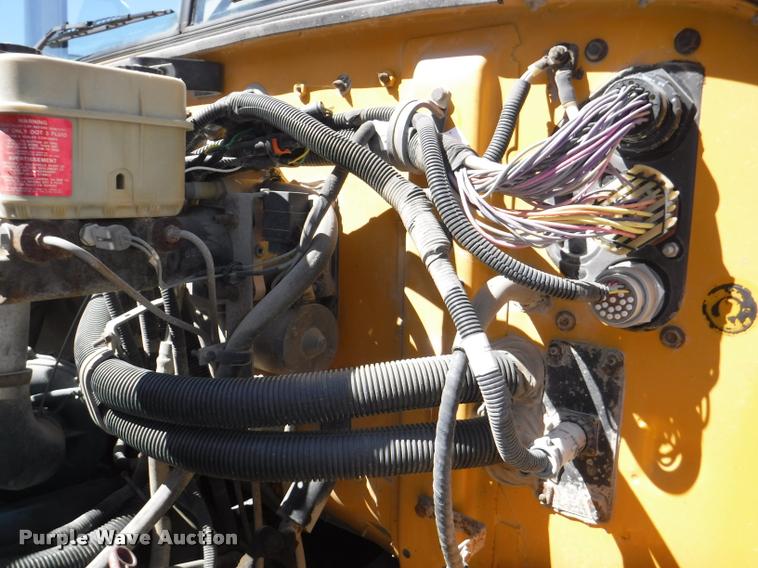 image for item DB3902 2004 International CE200 school bus