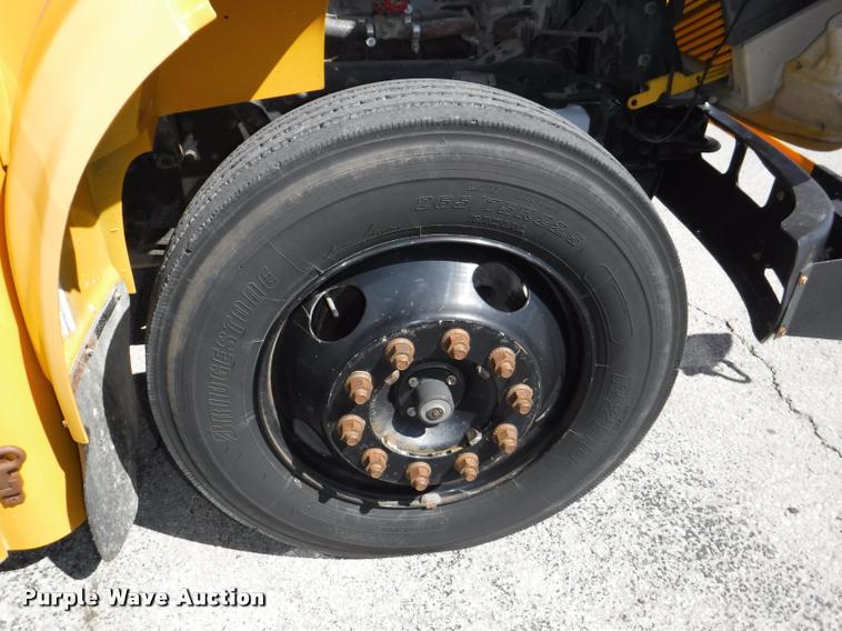 image for item DB3902 2004 International CE200 school bus