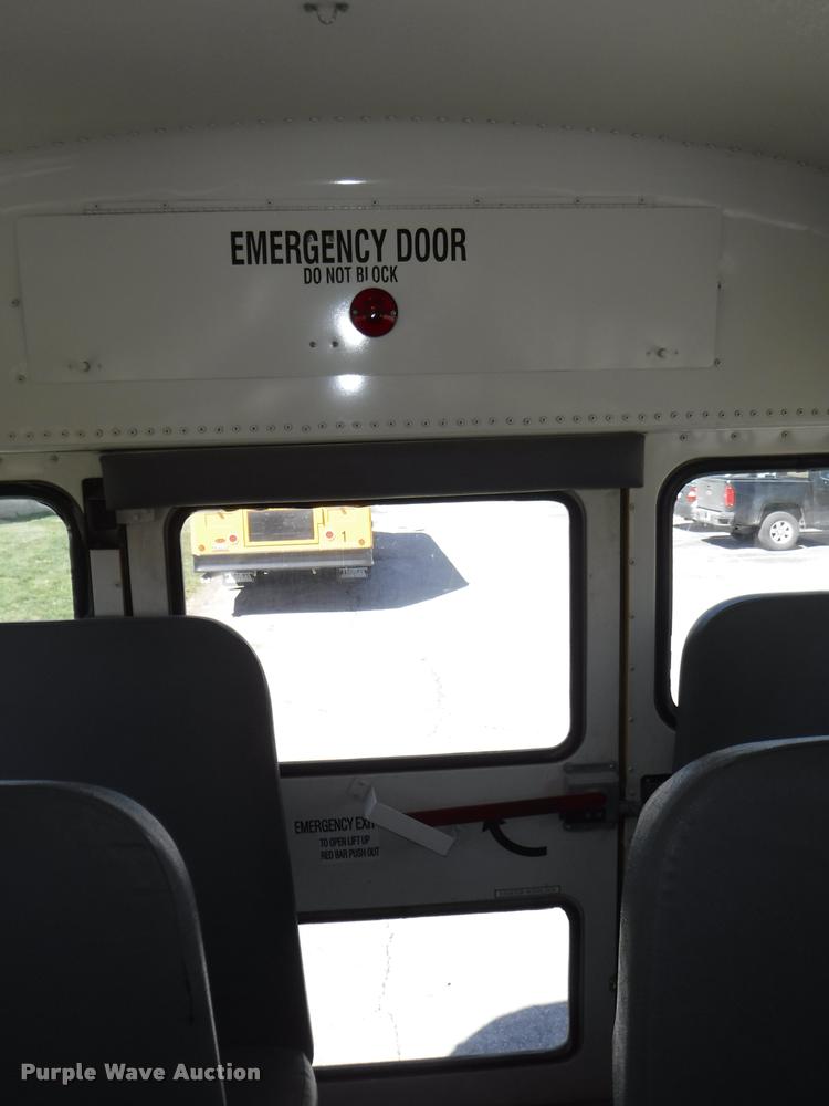 image for item DB3902 2004 International CE200 school bus