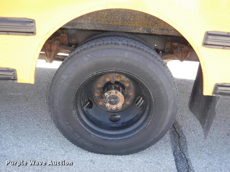 image for item DB3902 2004 International CE200 school bus